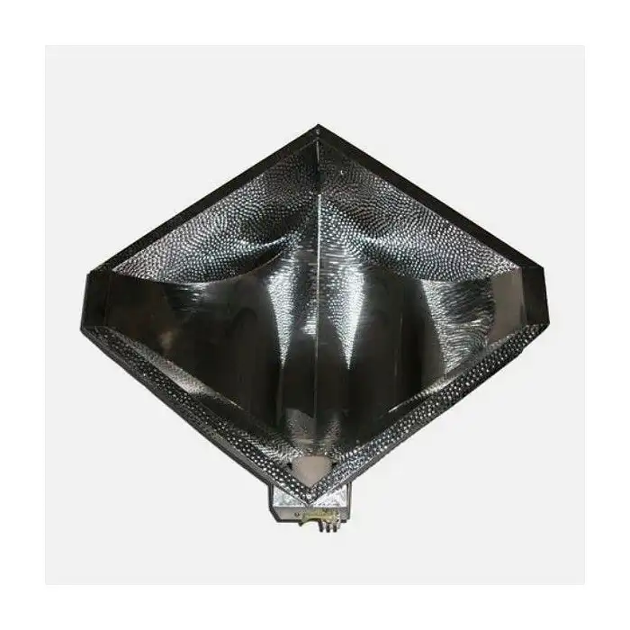 Rhomboid reflector
