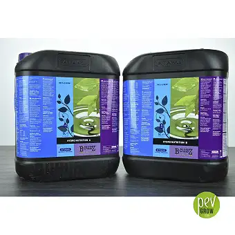 Black plastic jar of 5L Hidro Nutrition of Atami flowering enhancer.