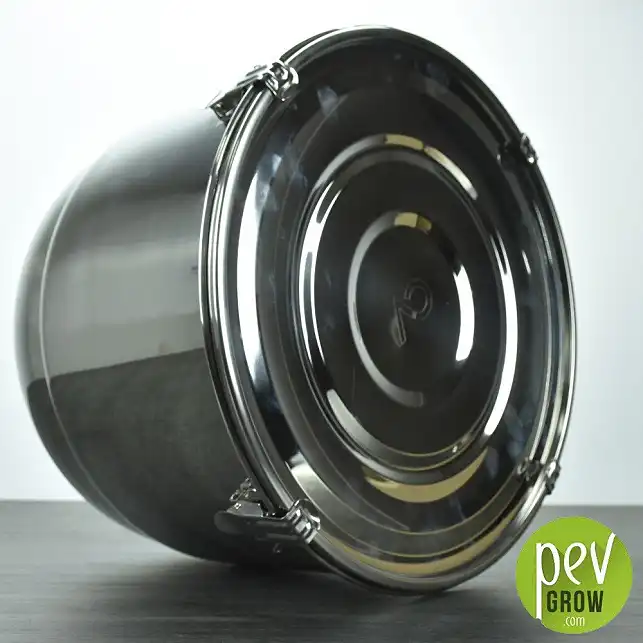 CVault 21 L container made of stainless steel for optimum conservation of our herbs.