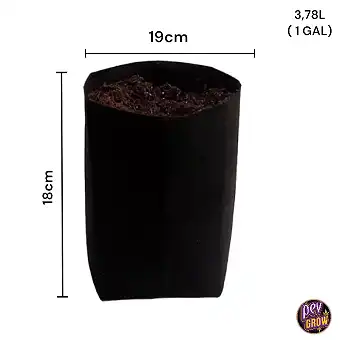 Črni kvadratni tkaninski...