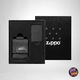 Set cadeau avec Zippo Black...