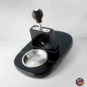 Wooden/metal tabletop ashtray/cigar cutter 20 x 14 x 16 cm
