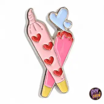 Spilla Smaltata Blunt Love...