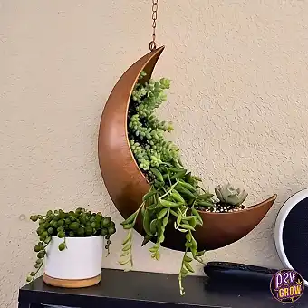 Metal hanging pot with...