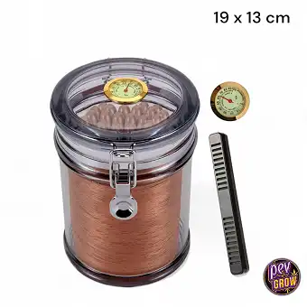 Átlátszó üveg szivarhumidor...