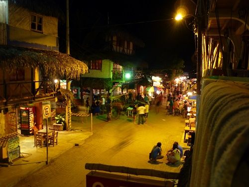 En algunas calles, se puede fumar marihuana