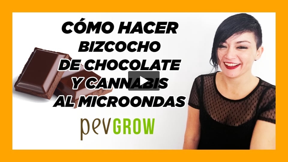 Vídeo: Cómo hacer bizcocho de chocolate y cannabis en el microondas